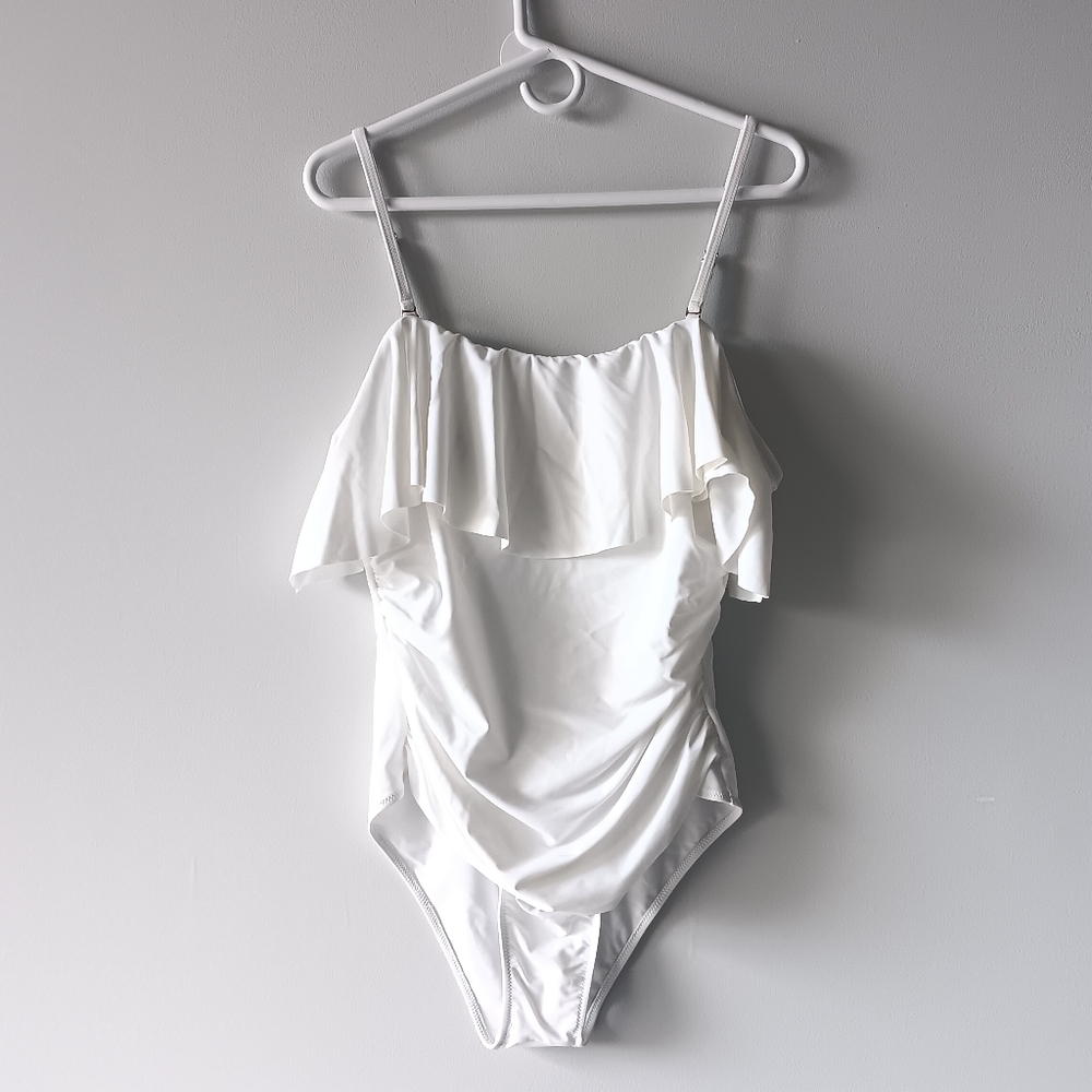 White Swimsuit Adjustable Straps Modest Coverage Ruched Ruffle Flounce Layer 2XL